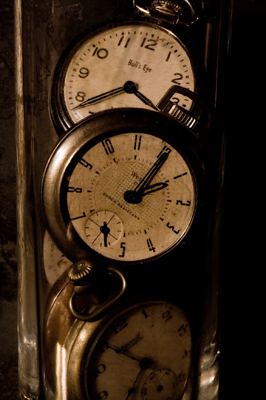 Confined #2 (Confined -vs- Free Series)