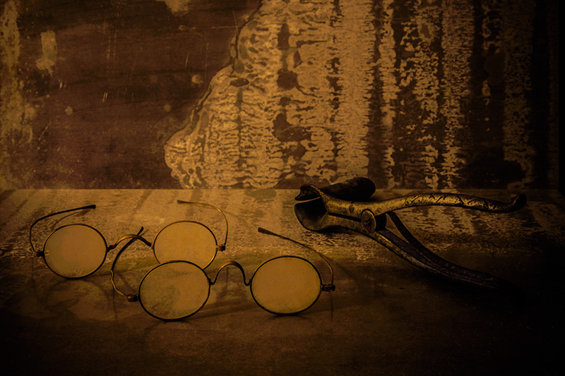 Spectacles & Speculum